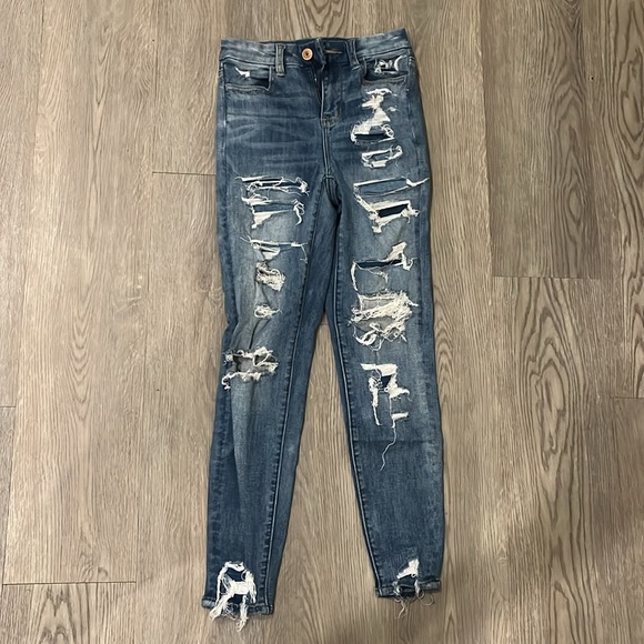 Curvy Hi-Rise American Eagle Jeggings - Picture 2 of 5